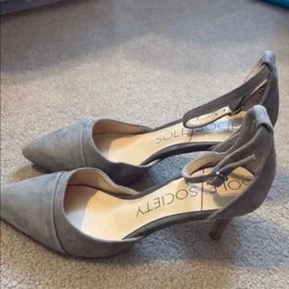 Sole Society Gray Suede Pointed Heels - Picture 2 of 8